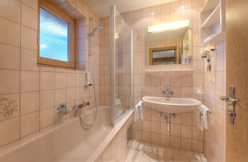 Hotel Garni Almjur ซังคท์อันทอนอัมอาร์ลแบร์ก ภายนอก รูปภาพ