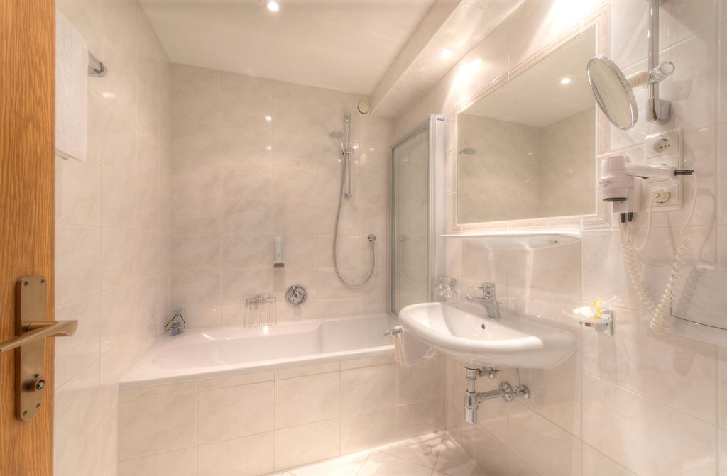 Hotel Garni Almjur ซังคท์อันทอนอัมอาร์ลแบร์ก ภายนอก รูปภาพ