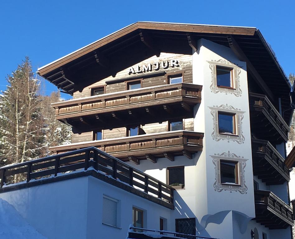 Hotel Garni Almjur ซังคท์อันทอนอัมอาร์ลแบร์ก ภายนอก รูปภาพ